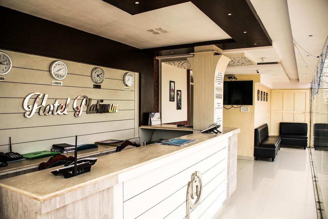 Hotel Platinum Calcutta Buitenkant foto