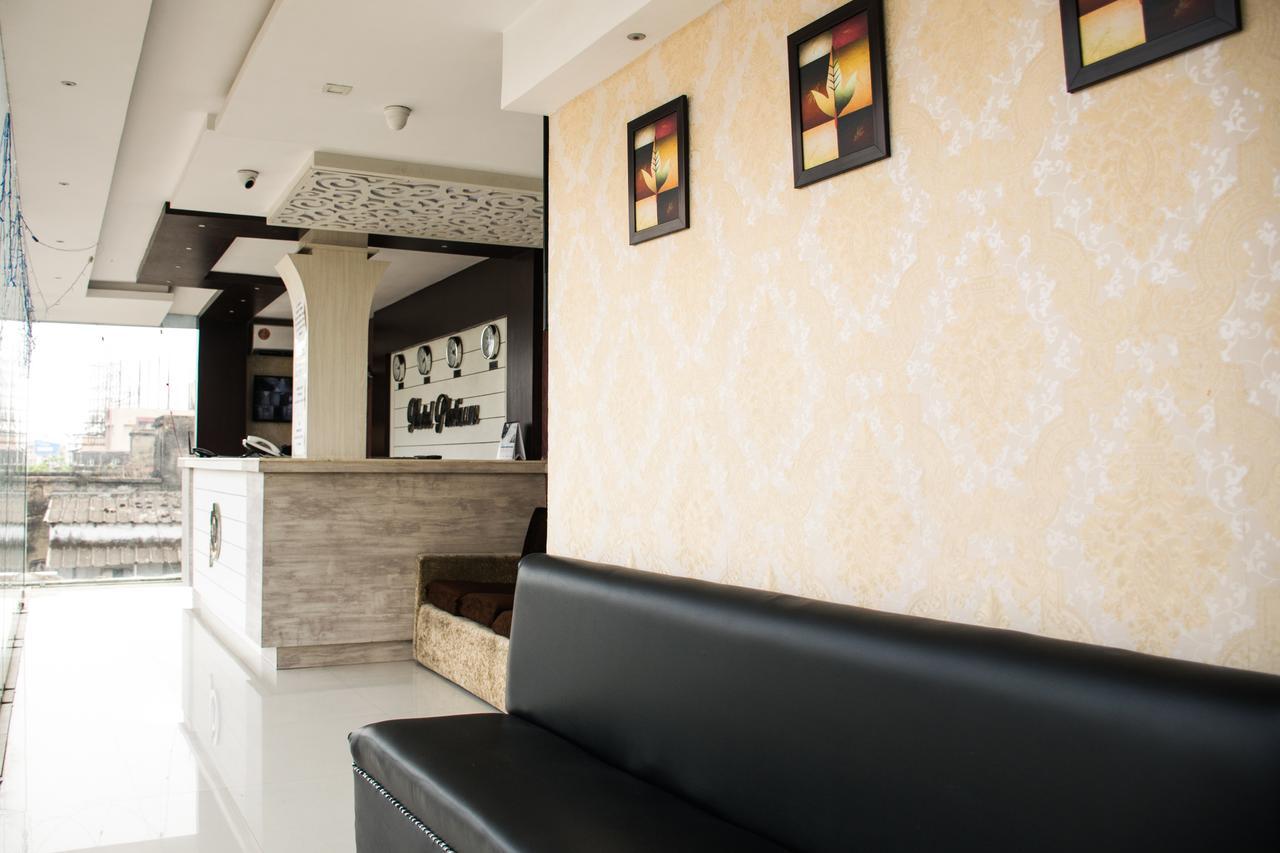 Hotel Platinum Calcutta Buitenkant foto